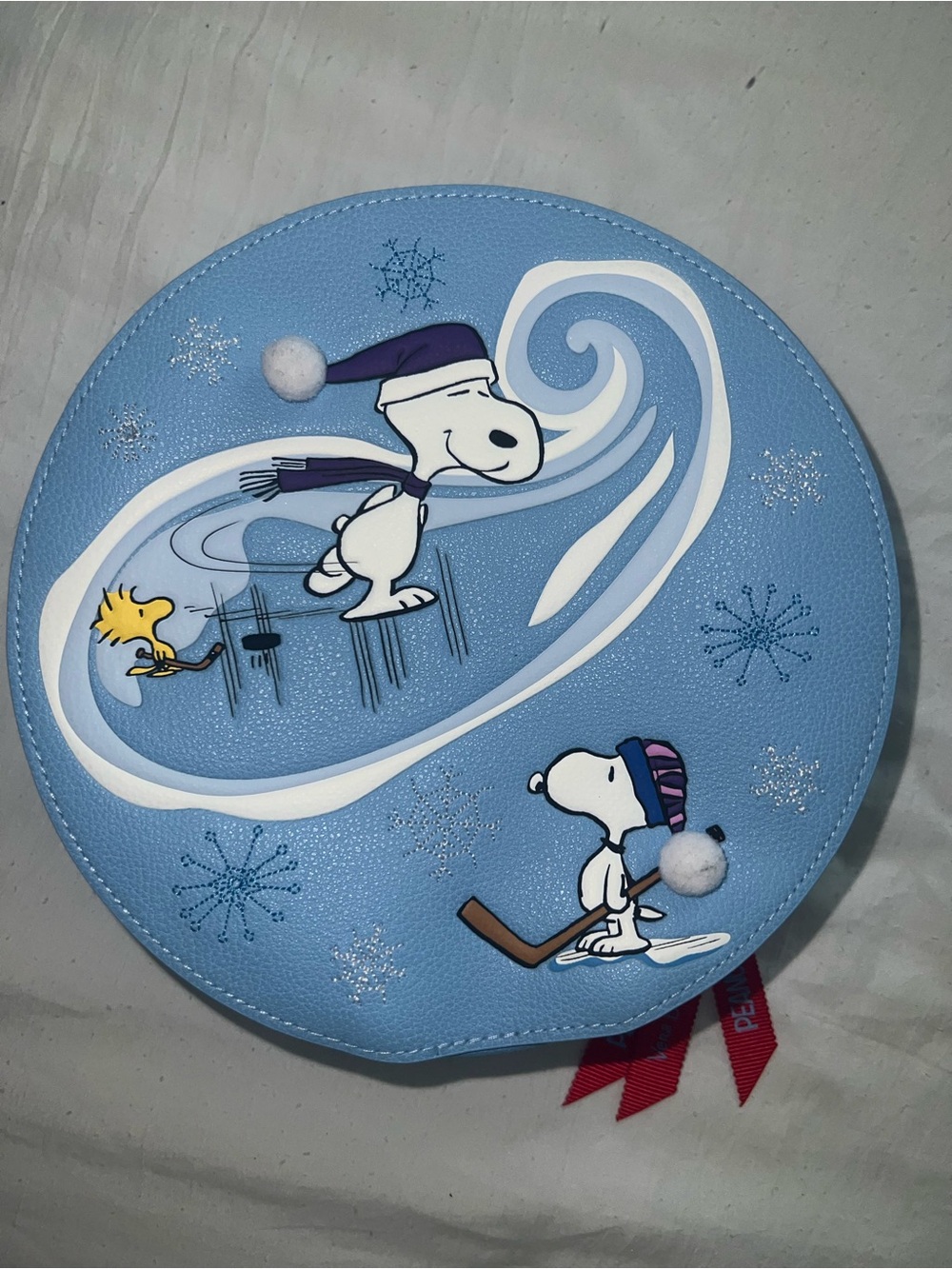 Vera Bradley Peanuts Holiday Snoopy & Woodstock Round Pouch